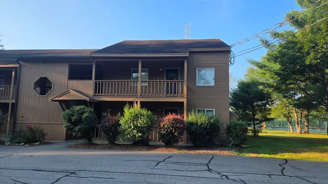 $329,900 | 5 Robin Road, Unit 1, Lincoln, NH 03251