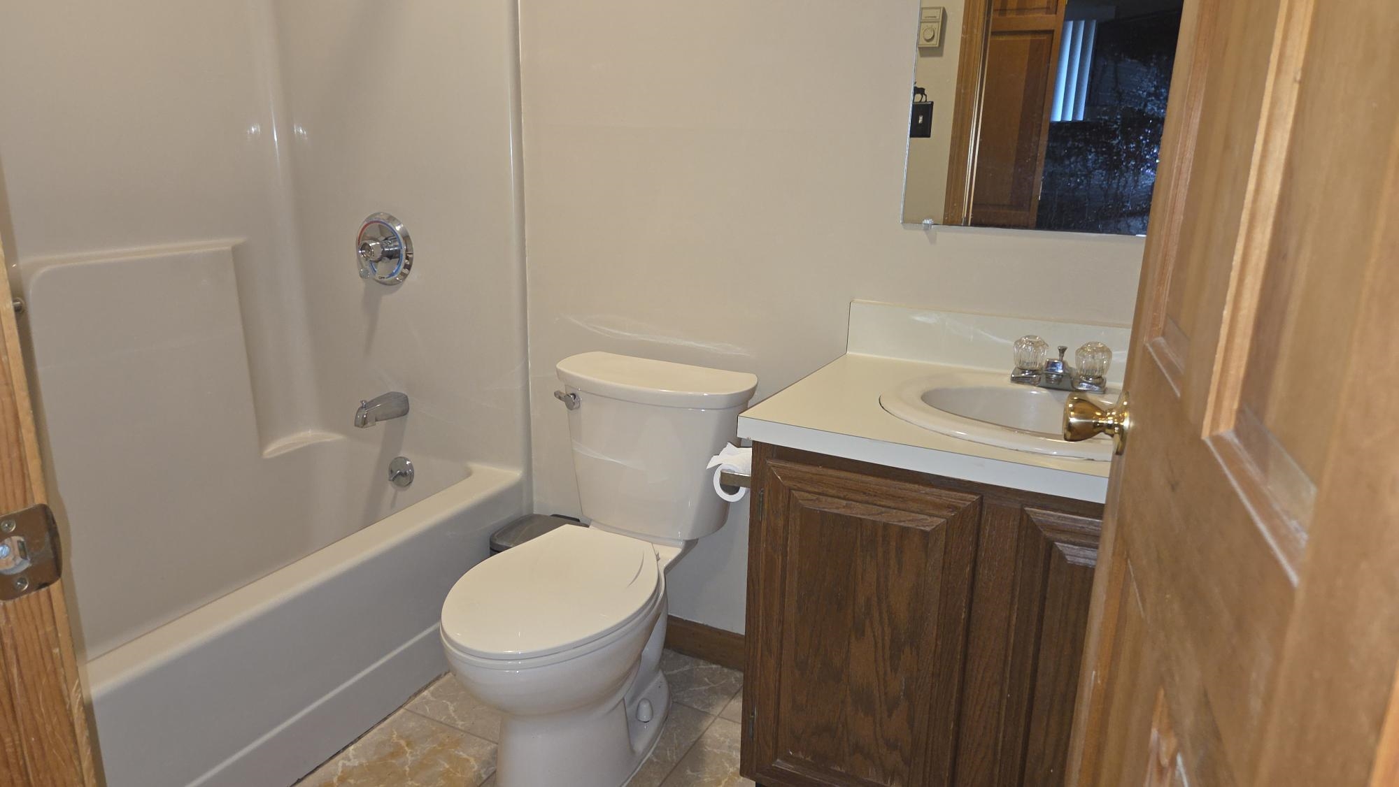 5 Robin Road, Unit 1 Lincoln, NH 03251 - Photo 14 of 17 Gallery Image 14