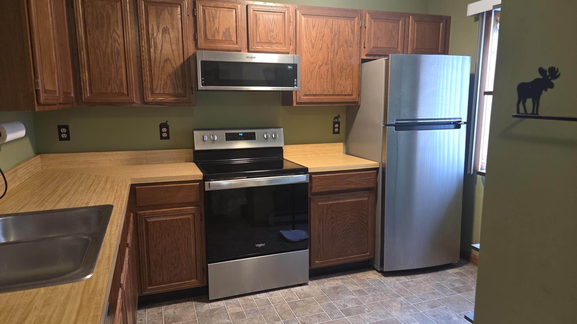 5 Robin Road, Unit 1 Lincoln, NH 03251 - Photo 3 of 17 Gallery Image 3