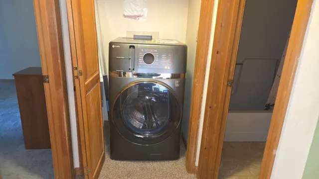 $329,900 | 5 Robin Road, Unit 1, Lincoln, NH 03251