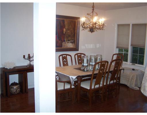 9800 Three Degree Road Allison Park, PA 15101 - Photo 4 of 17 Dining Room.