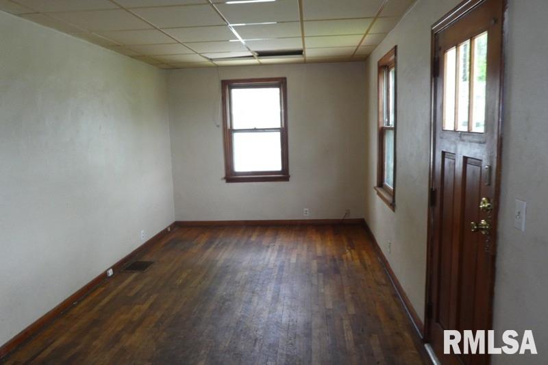 1219 North Bengel Street Springfield, IL 62702 - Photo 2 of 17