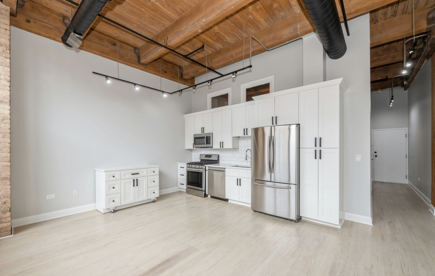 1500 West Monroe Street, Unit 312 Chicago, IL 60607 - Photo 3 of 13