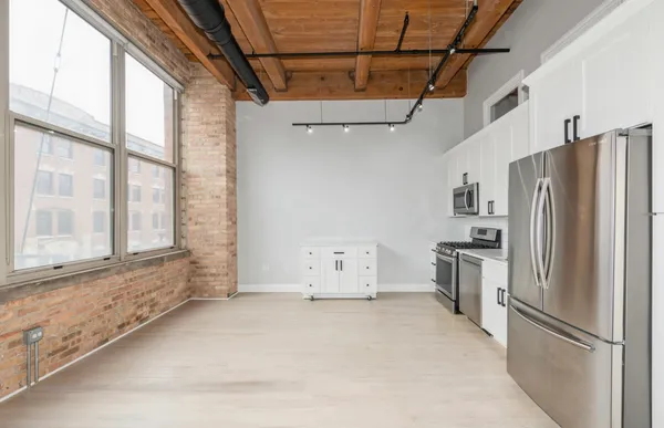 $2,400 | 1500 West Monroe Street, Unit 312, Chicago, IL 60607