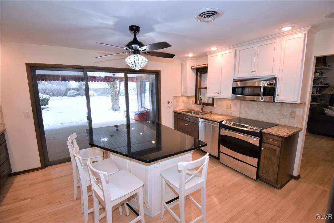 3412 Bridlepath Road Easton, PA 18045 - Photo 15 of 45 Gallery Image 15