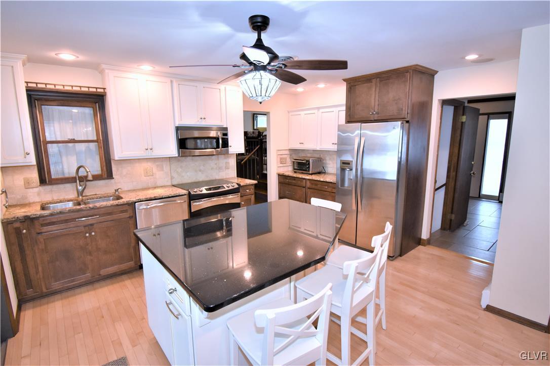 3412 Bridlepath Road Easton, PA 18045 - Photo 18 of 45 Gallery Image 18