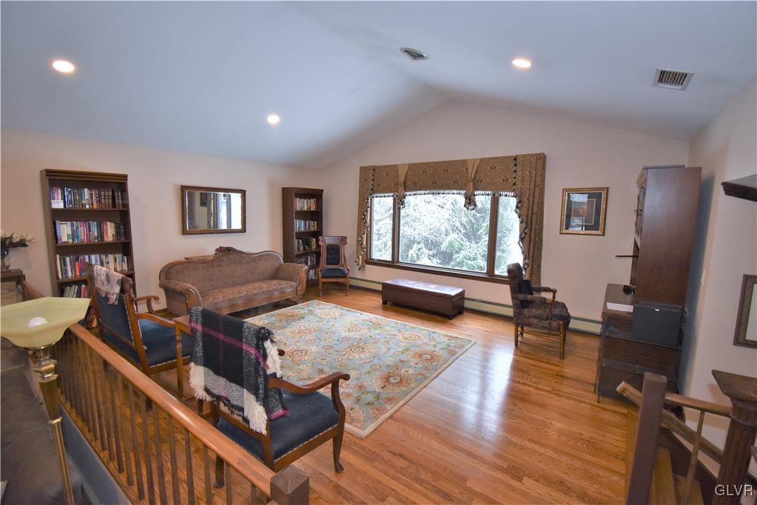3412 Bridlepath Road Easton, PA 18045 - Photo 9 of 45 Gallery Image 9