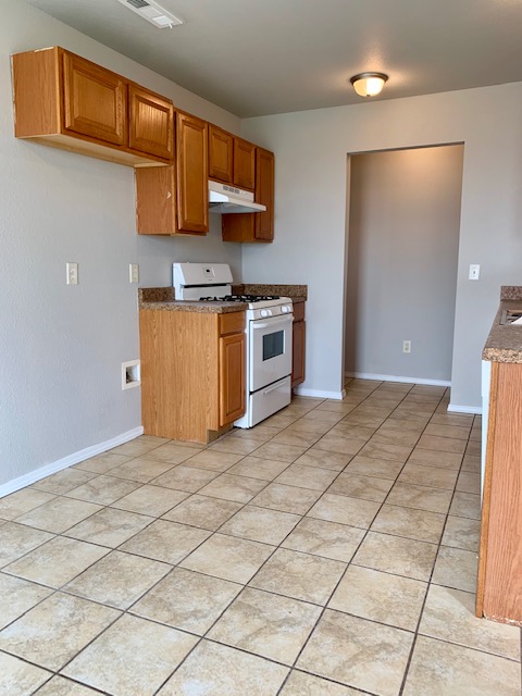 2071 Garnett Road Springdale, AR 72764 - Photo 3 of 11 Gallery Image 3