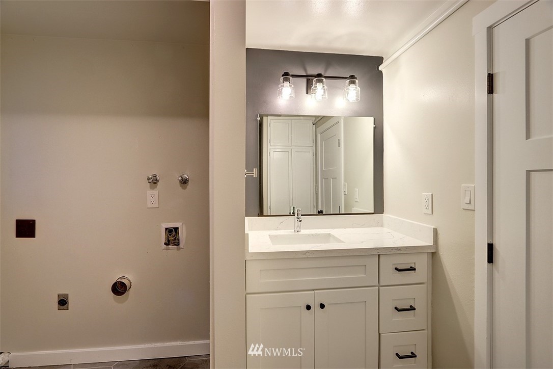 11019 23rd Drive Southeast Everett, WA 98208 - Photo 14 of 21