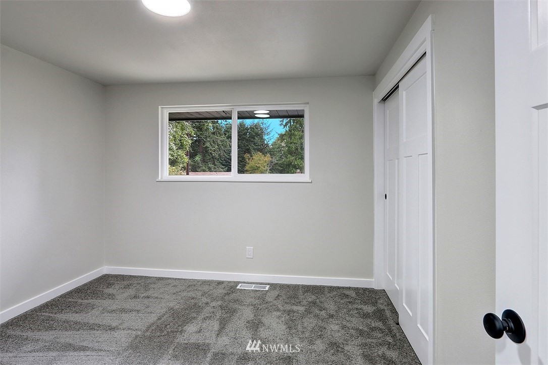 11019 23rd Drive Southeast Everett, WA 98208 - Photo 9 of 21