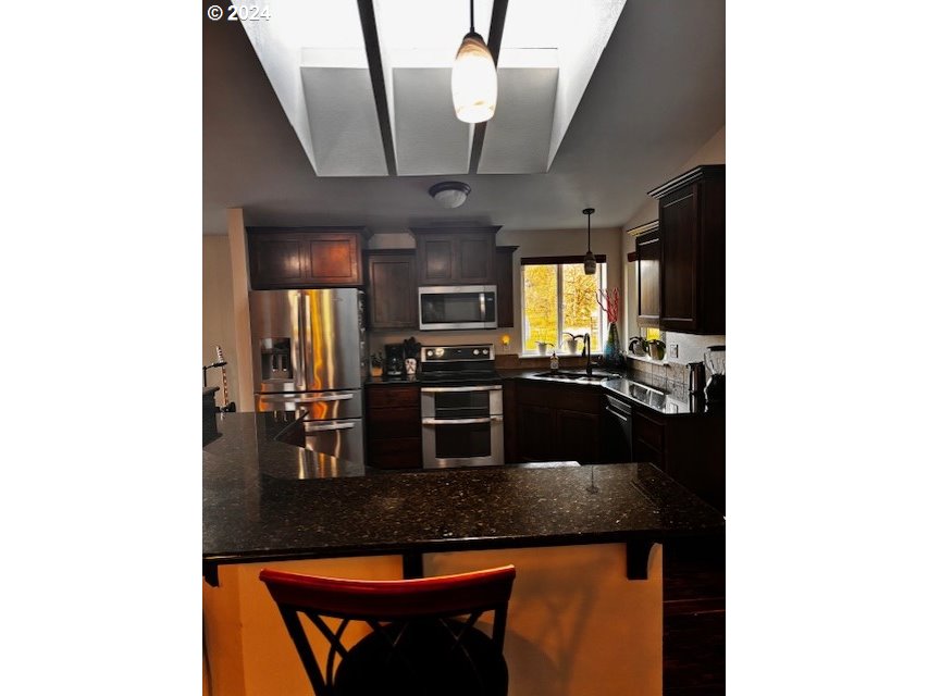 30493 Izaak Walton Road Eugene, OR 97405 - Photo 17 of 32 Gallery Image 17
