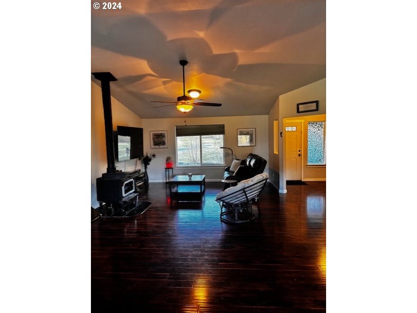 30493 Izaak Walton Road Eugene, OR 97405 - Photo 20 of 32 Gallery Image 20