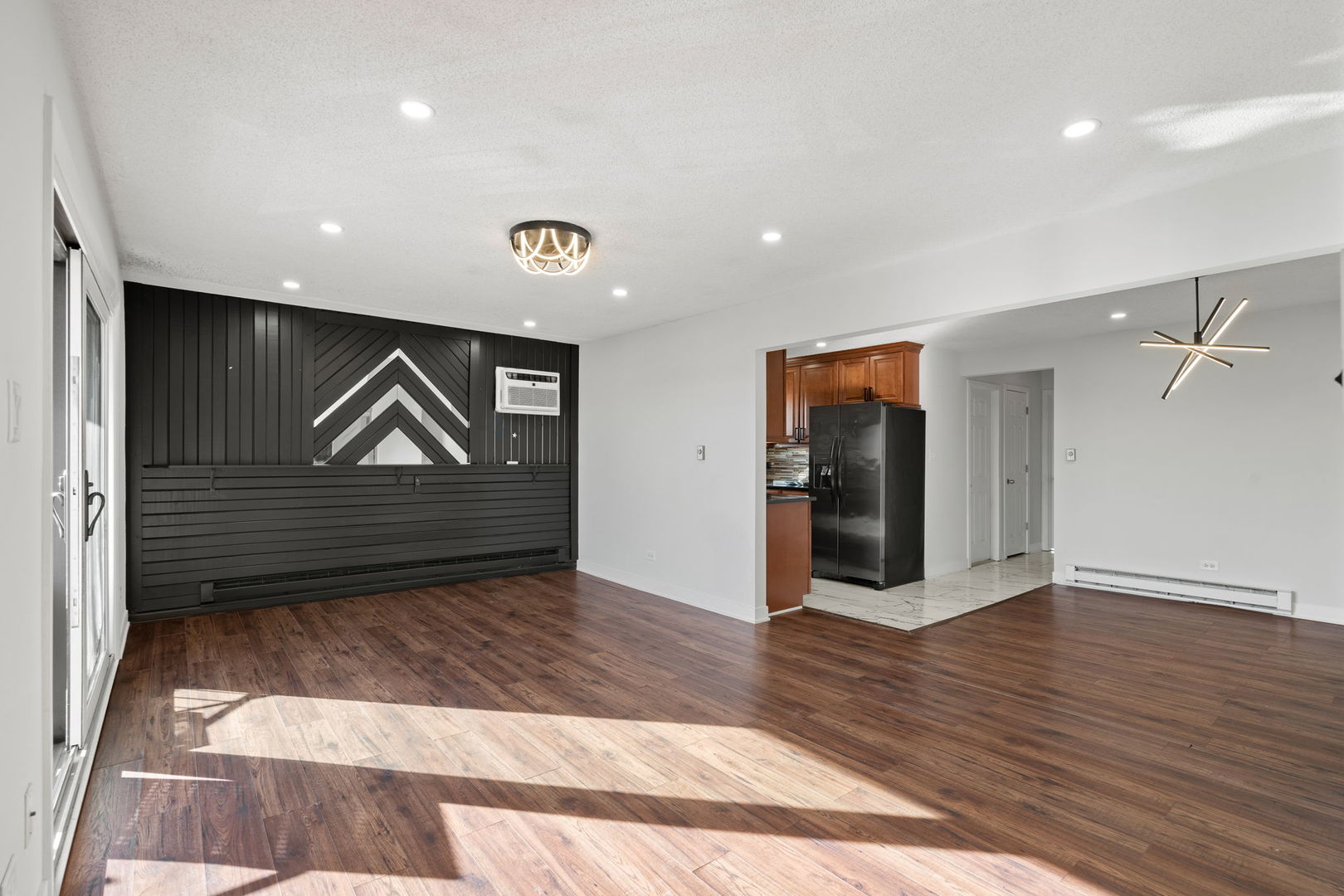 7242 West 86th Street, Unit 3A Bridgeview, IL 60455 - Photo 3 of 14 a view of entryway with wooden floor