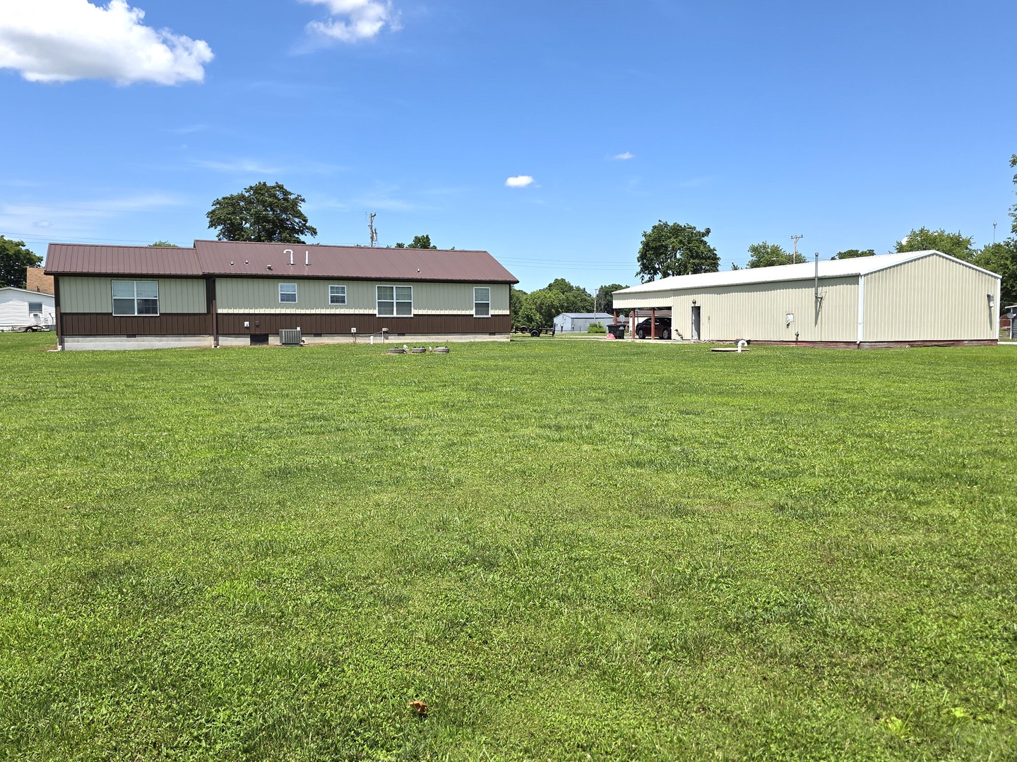 201 3rd Street Clay City, IL 62824 - Photo 90 of 92