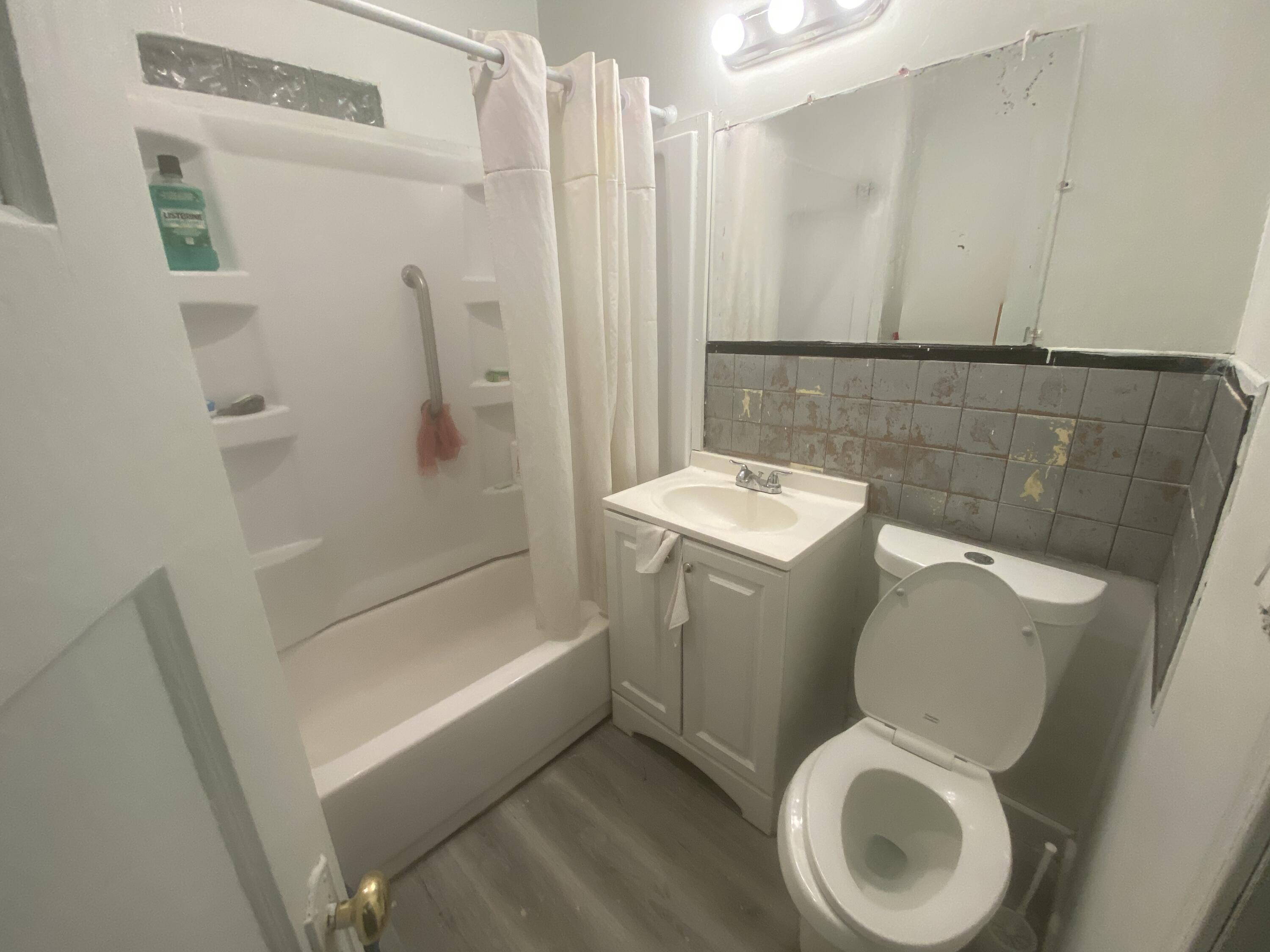 3342 North 26th Street Milwaukee, WI 53206 - Photo 10 of 22 IMG_5019