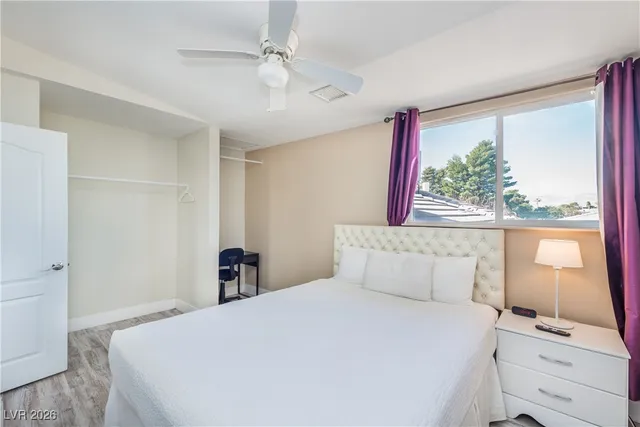 $3,195 | 3954 Keystone Court, Las Vegas, NV 89103