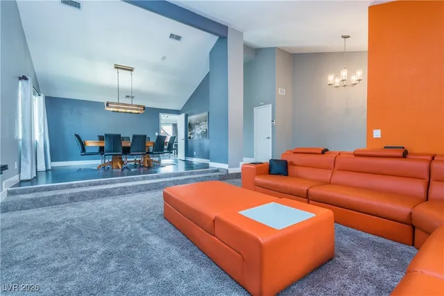 $3,195 | 3954 Keystone Court, Las Vegas, NV 89103