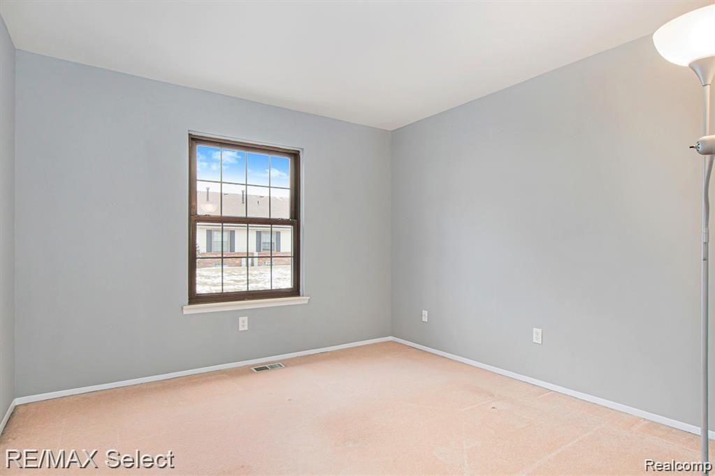 24577 Woodbridge Road Warren, MI 48091 - Photo 13 of 24 IMG_7039.jpg