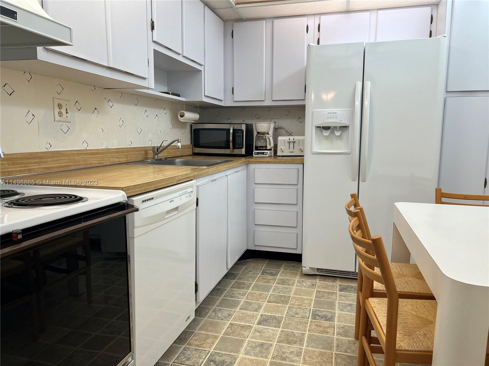 7750 West McNab Road, Unit 210 Tamarac, FL 33321 - Photo 5 of 39 Gallery Image 5