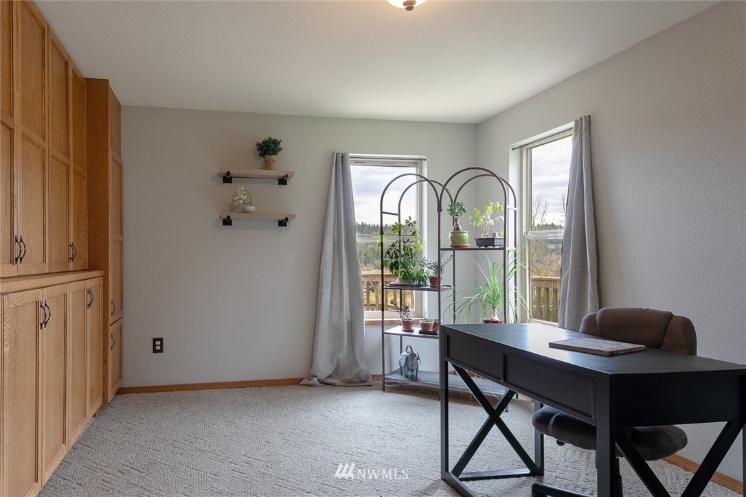 7721 Sidney Road Southwest Port Orchard, WA 98367 - Photo 13 of 32 Gallery Image 13