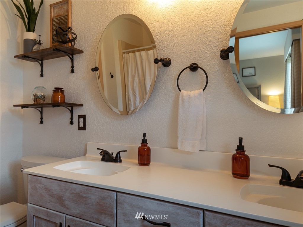7721 Sidney Road Southwest Port Orchard, WA 98367 - Photo 16 of 32 Gallery Image 16