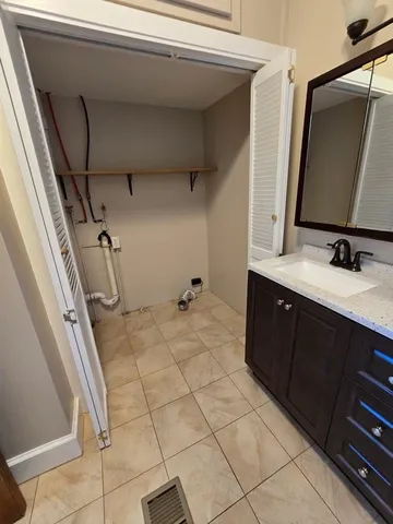 $2,900 | 281 Pembroke Street, Pembroke, NH 03275