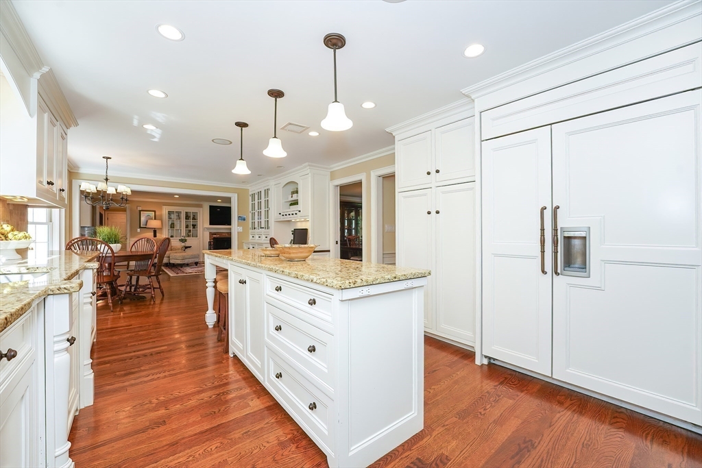 47 Whichita Road Medfield, MA 02052 - Photo 11 of 42 Gallery Image 11