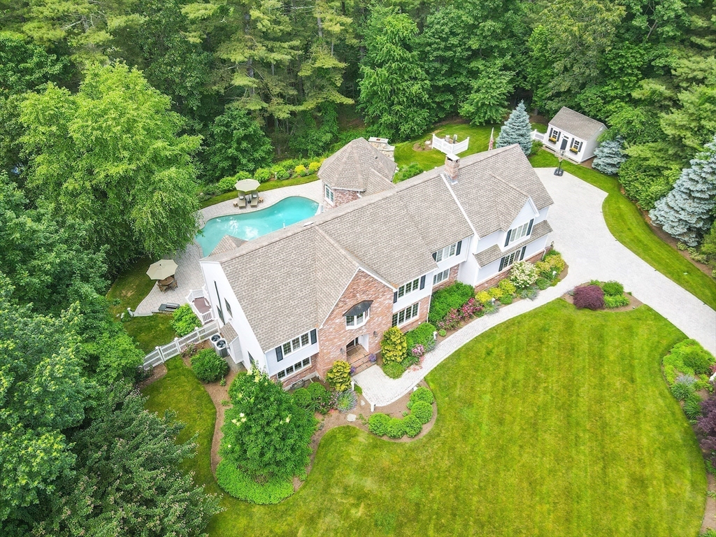 47 Whichita Road Medfield, MA 02052 - Photo 2 of 42 Gallery Image 2