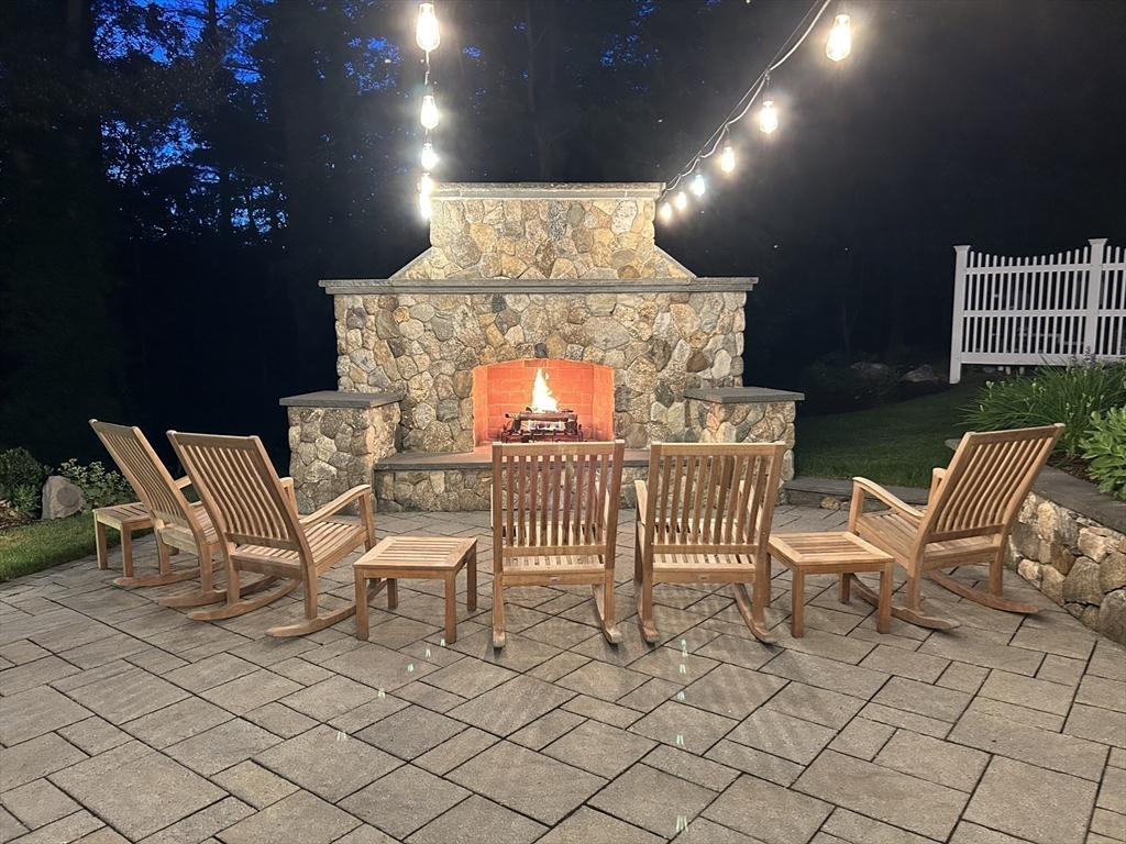 47 Whichita Road Medfield, MA 02052 - Photo 5 of 42 Gallery Image 5