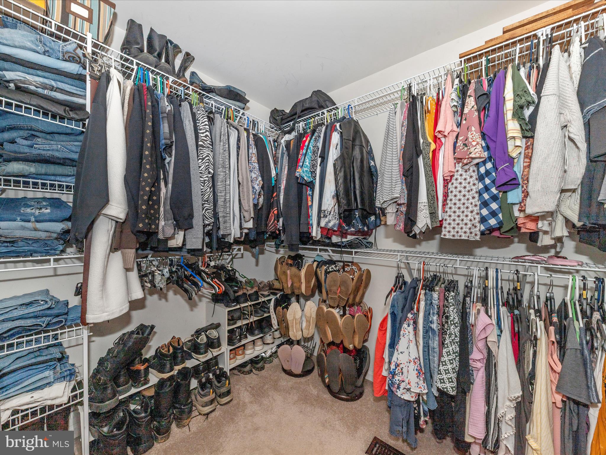 2406 Graystone Lane Frederick, MD 21702 - Photo 27 of 62 Primary Closet