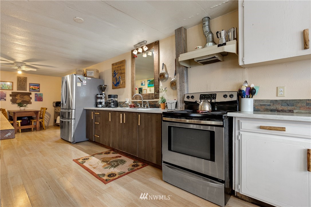 14448 Madrona Road Southwest Port Orchard, WA 98367 - Photo 14 of 35 Gallery Image 14