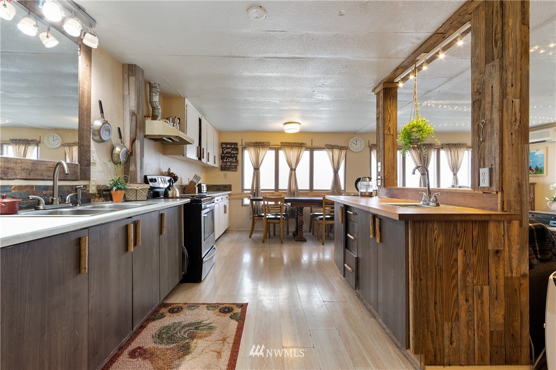 14448 Madrona Road Southwest Port Orchard, WA 98367 - Photo 8 of 35 Gallery Image 8