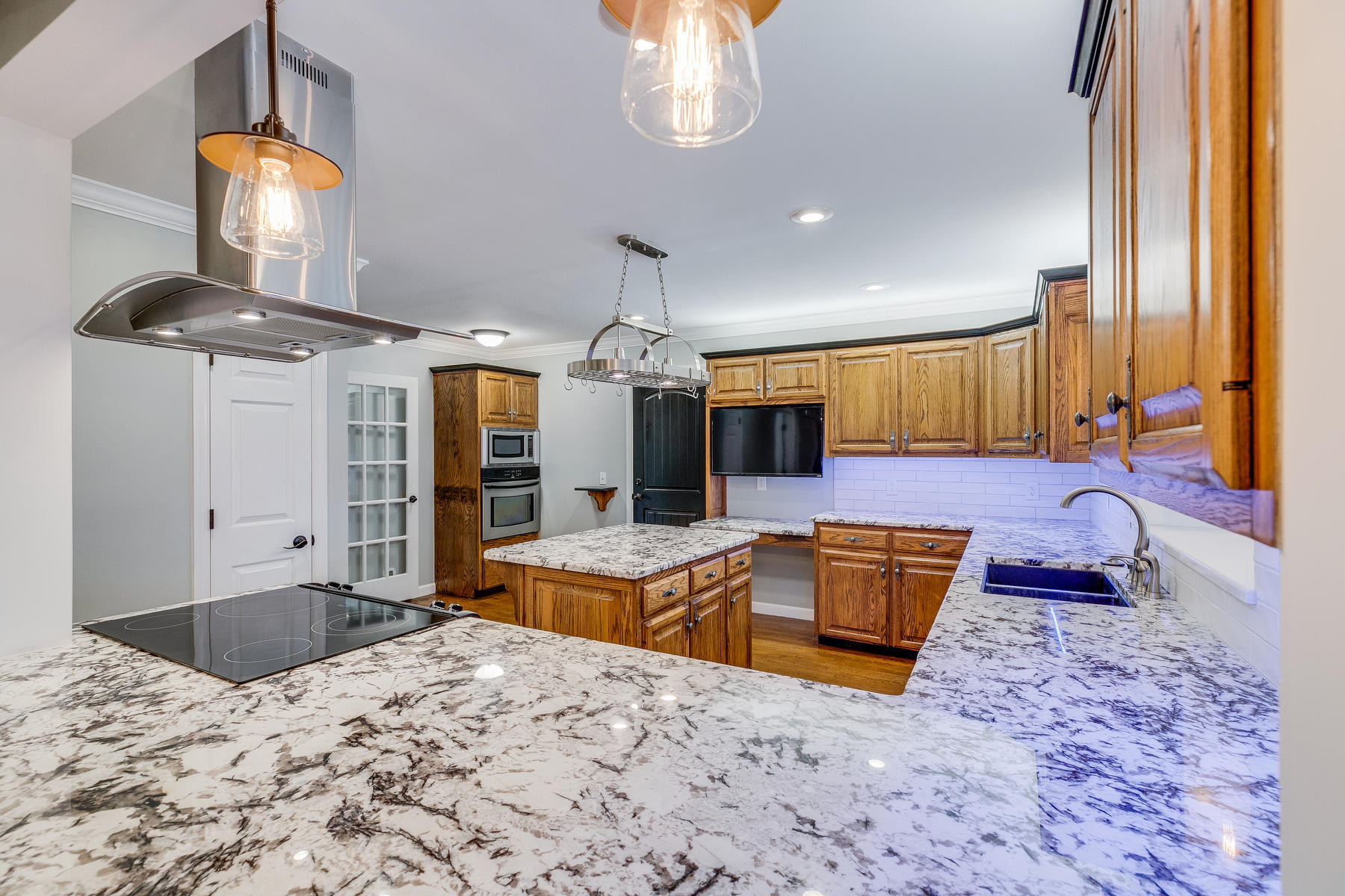 226 Galway Road Bristol, TN 37620 - Photo 11 of 74 08