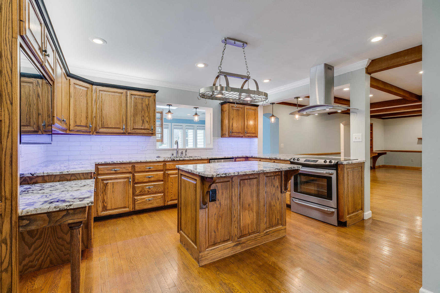 226 Galway Road Bristol, TN 37620 - Photo 12 of 74 10
