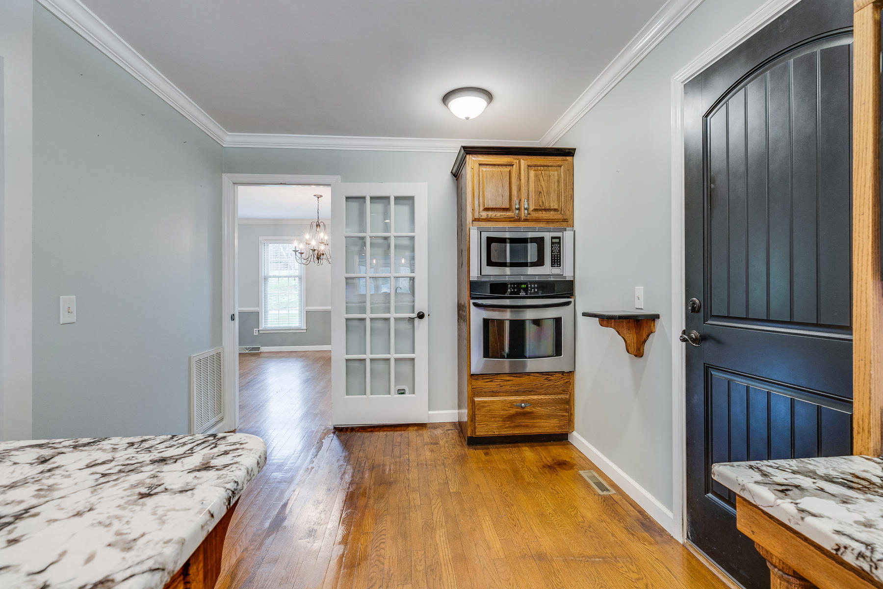 226 Galway Road Bristol, TN 37620 - Photo 14 of 74 12
