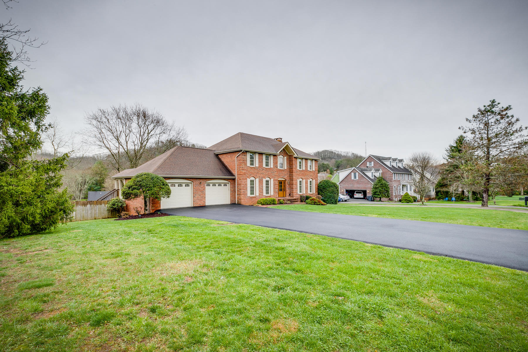 226 Galway Road Bristol, TN 37620 - Photo 4 of 74 004