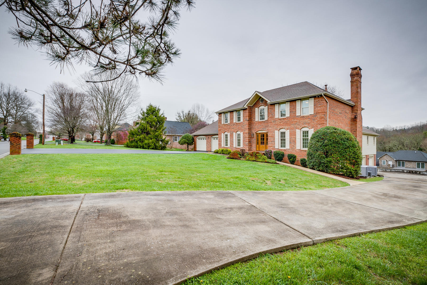 226 Galway Road Bristol, TN 37620 - Photo 5 of 74 005