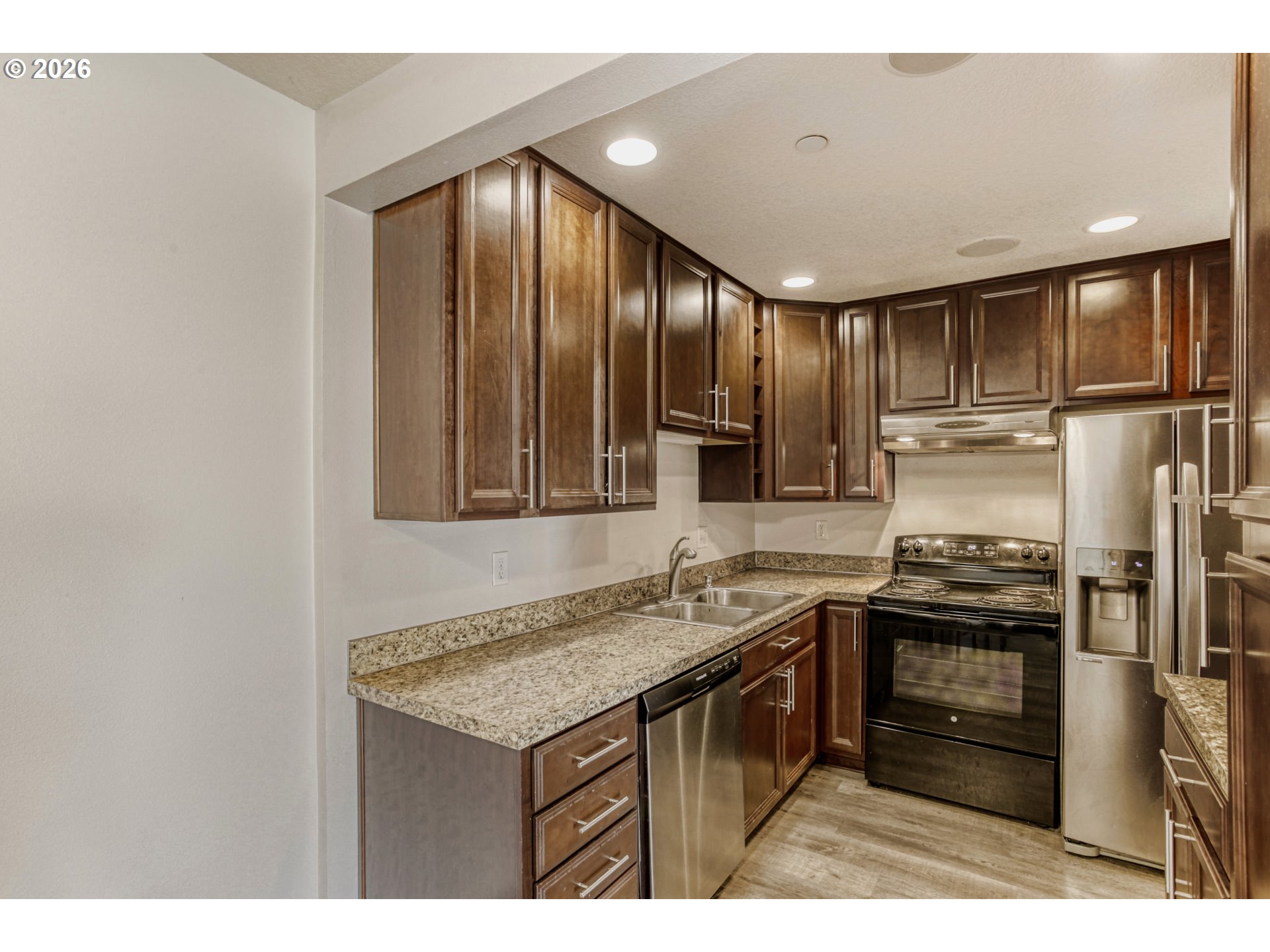 11046 Southwest Greenburg Road, Unit 128 Portland, OR 97223 - Photo 14 of 29