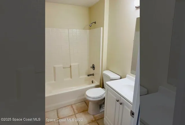 $2,450 | 2117 Buescher Hill Street, Melbourne, FL 32935