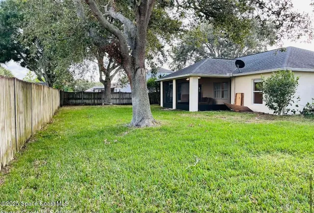 $2,450 | 2117 Buescher Hill Street, Melbourne, FL 32935