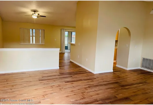 $2,450 | 2117 Buescher Hill Street, Melbourne, FL 32935