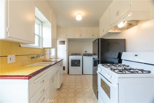 $989,000 | 1824 Marine Avenue, Gardena, CA 90249