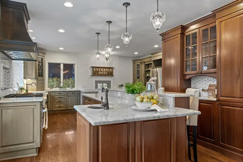 $1,800,000 | 135 West Lake Street, Barrington, IL 60010