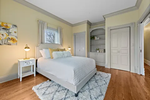 $1,800,000 | 135 West Lake Street, Barrington, IL 60010