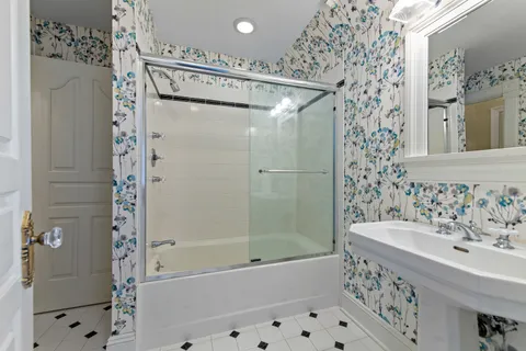 $1,800,000 | 135 West Lake Street, Barrington, IL 60010