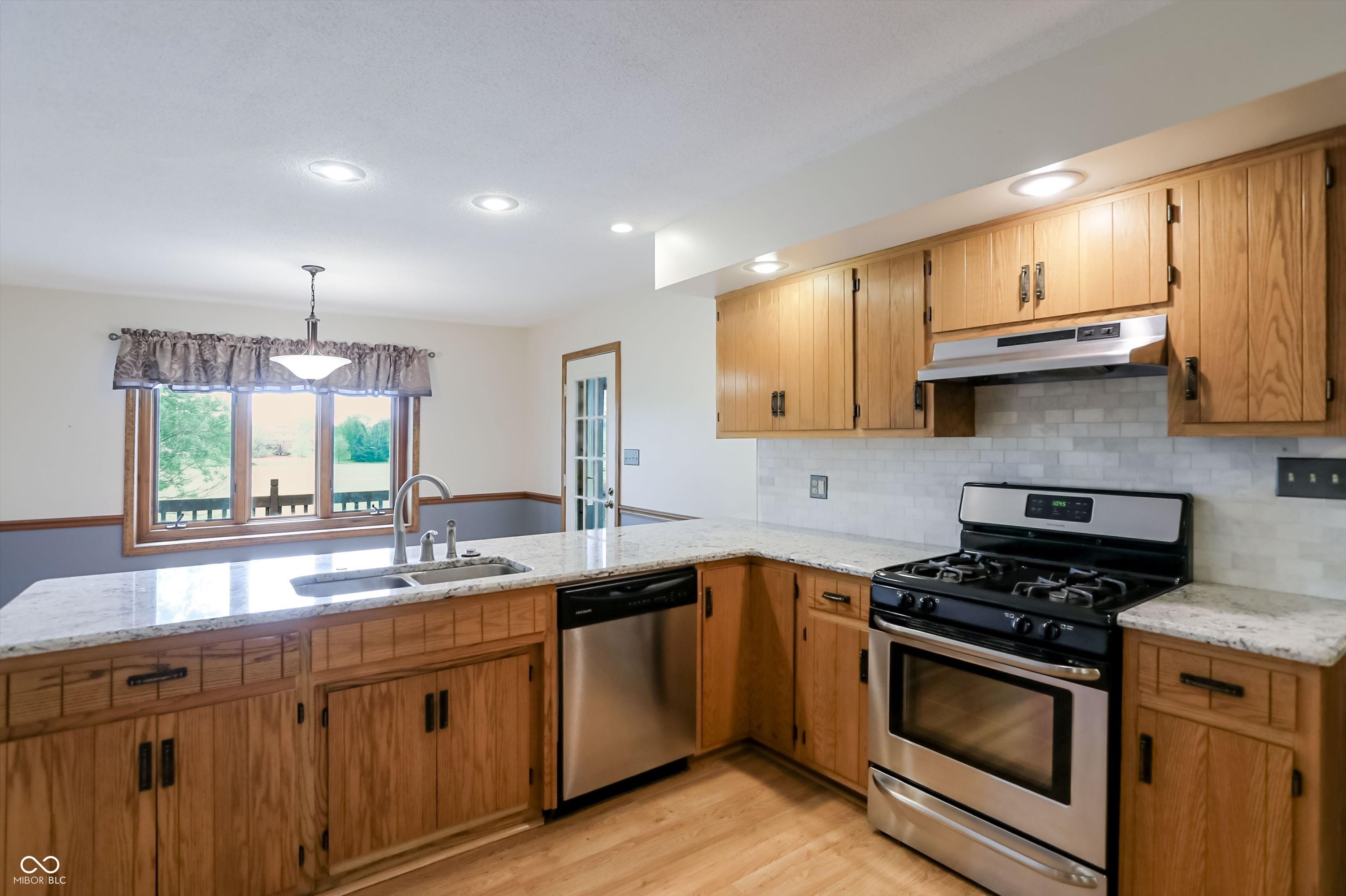 1076 Chipmunk Lane Pendleton, IN 46064 - Photo 11 of 54