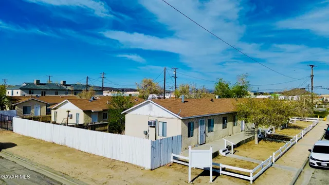 $1,050 | 2618 Desert Street, Unit 11, Rosamond, CA 93560