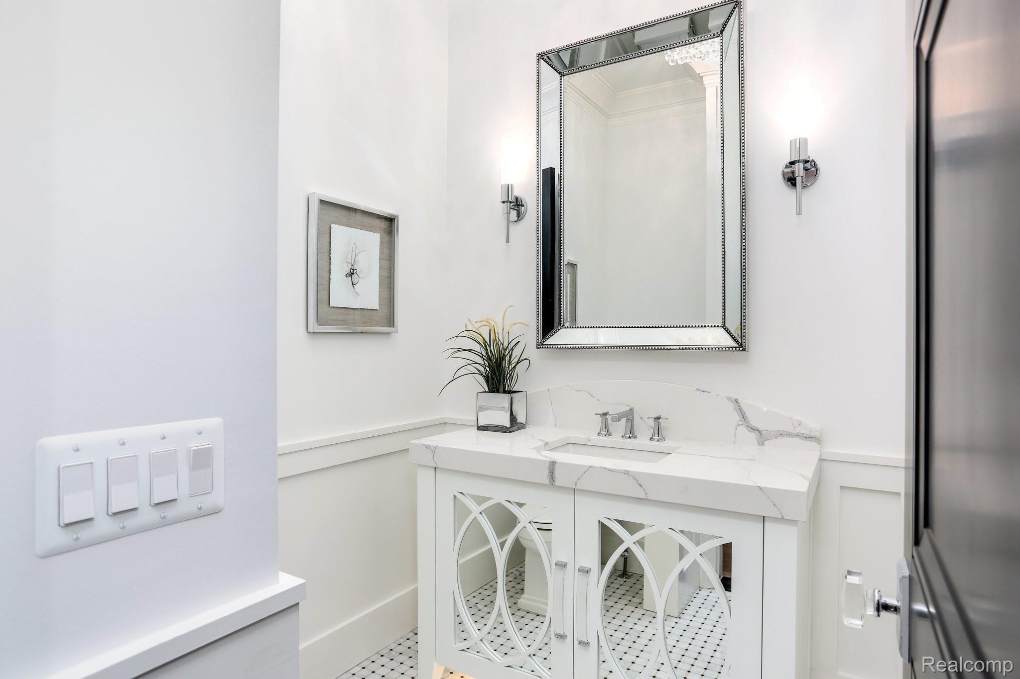 355 Baldwin Road Birmingham, MI 48009 - Photo 21 of 59 355+Baldwin+Rd+Birmingham-57-web.jpg
