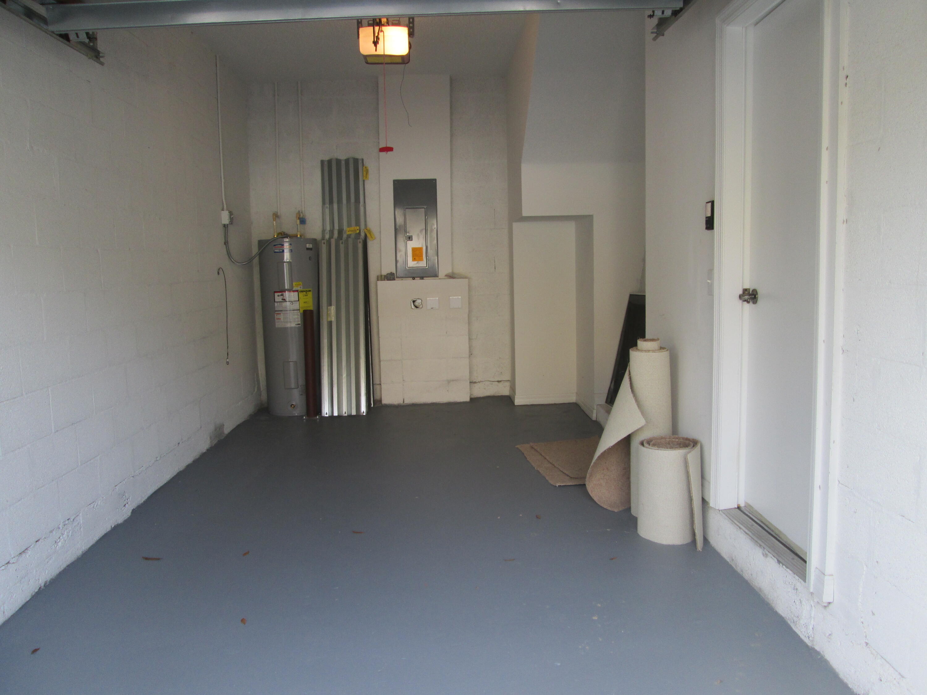 105 Lighthouse Circle, Unit J Tequesta, FL 33469 - Photo 16 of 18 a view of empty room