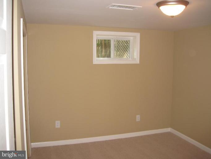 5918 Hanover Avenue Springfield, VA 22150 - Photo 21 of 30 Bedroom #5